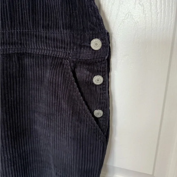Old Navy Women’s Navy Blue Corduroy Overalls EUC Size 14P - Picture 5 of 12